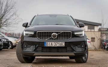 Volvo XC40 Crossover Facelifting 2.0 B5 250KM 2022 Volvo XC 40 Volvo XC40 2.0 B5 AWD 250KM Mild Hybrid 2.0 Benzyna 250KM, zdjęcie 2