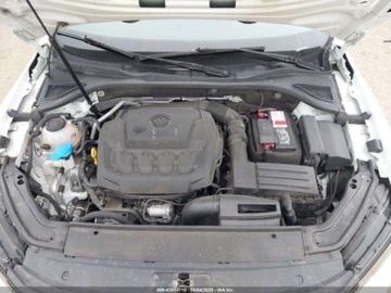 Volkswagen Passat B8 2019 Volkswagen Passat 2019 VOLKSWAGEN PASSAT 2.0T WOLFSBURG EDITION 2.0 Benzyna, zdjęcie 15