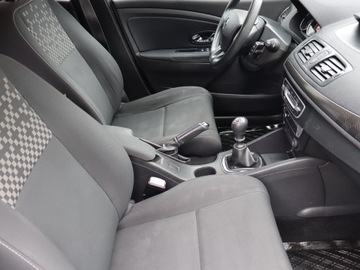 Renault Megane III Hatchback Facelifting 2013 dCi 110KM 2013 Renault Megane 1.5 dCi, Salon Polska, Klima, zdjęcie 8