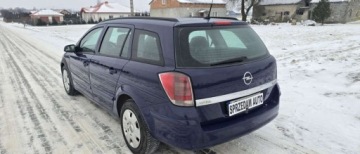 Opel Astra H Kombi 1.7 CDTI ECOTEC 100KM 2005 Opel Astra Opel Astra lll 1.7CDTI 2005r klima kombi 1.7 Diesel 101KM, zdjęcie 3