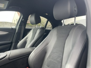 Mercedes Klasa E W214 Sedan 2.0 220d 197KM 2023 Mercedes E 220 PL AMG Diesel 4Matic Kamera Skóra, zdjęcie 9