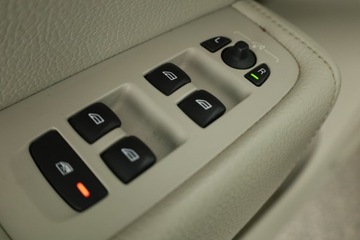 Volvo XC60 II Crossover D4 190KM 2017 Volvo XC60 D4 AWD, Salon Polska, Serwis ASO, zdjęcie 17