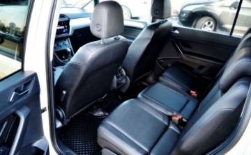 Volkswagen Touran III 2017 Volkswagen Touran Serwisowany, Bardzo bogate wyposazenie, Nowy rozrzad, zdjęcie 9