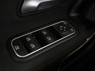 Mercedes Klasa A W177/V177 2019 Mercedes A 180 FV23% AMG Line automat navi kamera, zdjęcie 35