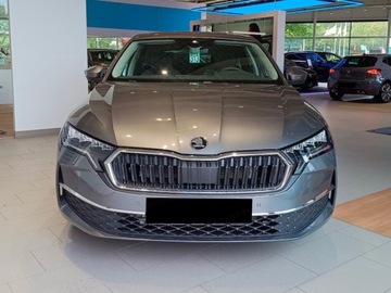 Skoda Octavia IV Liftback 1.5 TSI EVO 150KM 2025 SKODA Octavia Selection 1.5 TSI mHEV DSG Sedan 150KM 2025, zdjęcie 1
