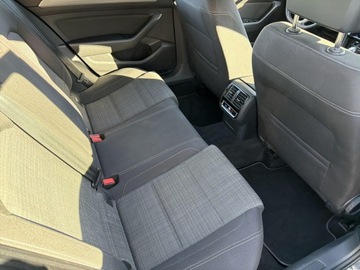 Volkswagen Passat B8 Variant Facelifting 2.0 TDI SCR 150KM 2022 Volkswagen Passat Business 2.0 TDI / 150 KM DSG Er, zdjęcie 38