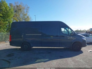 Mercedes Sprinter IV (W907/W910) 2024 Mercedes-Benz Sprinter 2500 High Roof 4-Cyl Diesel Ho 2024 2.0 Diesel 211KM, zdjęcie 6