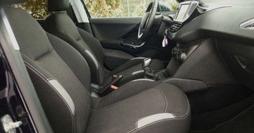 Peugeot 208 I Hatchback 5d Facelifting 1.2 PureTech 82KM 2017 Peugeot 208 (Nr.008) 1.2 82 KM Style Navi Klima Tempomat Parktronik Gwaran, zdjęcie 14