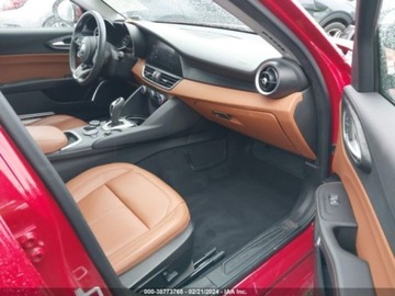 Alfa Romeo Giulia II Sedan Facelifting 2.0 Turbo 280KM 2021 Alfa Romeo Giulia 2021r., 4x4, 2.0L, zdjęcie 8
