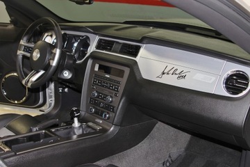 НАКЛЕЙКА FORD PERFORMANCE ДЖЕК РУШ МУСТАНГ С ПОДПИСЬЮ