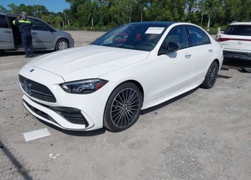 Mercedes Klasa C W206 Limuzyna 2.0 300 258KM 2024 Mercedes-Benz Klasa C MERCEDES-BENZ C 300 2.0 Benzyna 259KM, zdjęcie 3