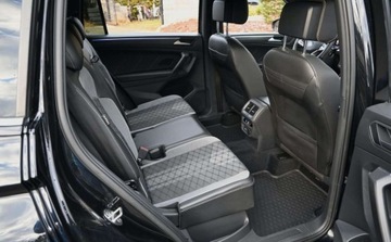 Volkswagen Tiguan II SUV Facelifting 2.0 TDI 200KM 2022 Volkswagen Tiguan 2,0 TDI 200 KM 4x4 R-LINE HEDA UP MATRIX Kamera 360 Nawi, zdjęcie 24