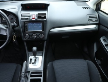 Subaru XV I Crossover 2.0i 150KM 2012 Subaru XV 2.0i, Salon Polska, 4X4, Automat, zdjęcie 7