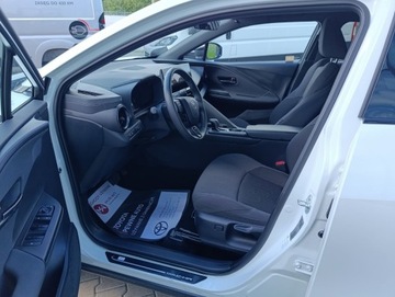 Toyota C-HR II SUV 1.8 Hybrid 140KM 2024 Toyota C-HR 1.8 Hybrid Style Toyota C-HR 1.8 Hybri, zdjęcie 2