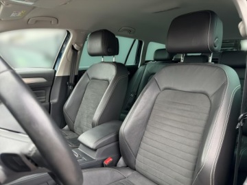 Volkswagen Passat B8 Variant Facelifting 2.0 TDI SCR 150KM 2022 Volkswagen Passat Volkswagen Passat Volkvagen Pass, zdjęcie 11