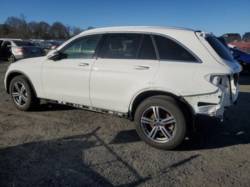 Mercedes GLC C253 2021 Mercedes-Benz GLC 300 4Matic 2021 2.0l 2.0 Benzyna 255KM, zdjęcie 1