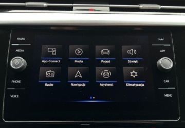 Volkswagen Arteon Fastback Facelifting 2.0 TSI 190KM 2021 Volkswagen Arteon Shooting Brake R-Line Pakiety, Podgrzewane 4 fotele, AC, zdjęcie 26