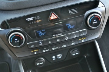 Hyundai Tucson III SUV 1.7 CRDI 115KM 2017 Hyundai Tucson 1,7 CRDi 116KM Ledy Skóra Grzana, zdjęcie 26