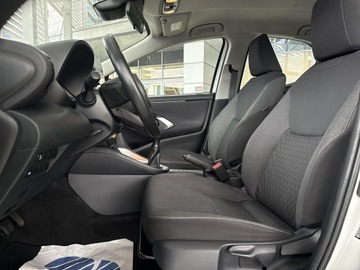 Toyota Yaris IV Hatchback 1.0 VVT-i 72KM 2022 Toyota Yaris 1.0 Comfort IV (2020-), zdjęcie 14