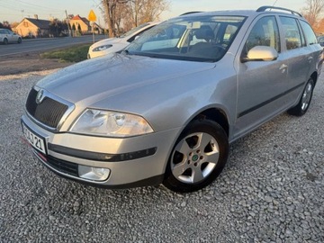 Skoda Octavia II 2009 SKODA OCTAVIA 1.6 Mpi Klimatronik Podgrzewane przednie i tylnie siedze