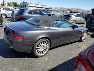 Aston Martin DB9 Volante 5.9 i V12 48V 450KM 2006 Aston Martin DB9 Volante 2006 5.9l 5.9 Benzyna 450KM, zdjęcie 3