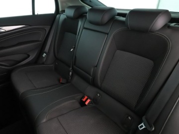 Opel Insignia I Sedan Facelifting 2.0 CDTI Ecotec 170KM 2017 Opel Insignia Automat Navi Kamera cofania, zdjęcie 16