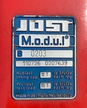 JOST B0203 ОПОРЫ ПРИЦЕПА ЛЕВЫЕ