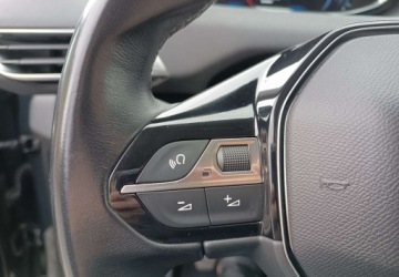 Peugeot 3008 II Crossover 1.2 PureTech 130KM 2017 Peugeot 3008 Bezwypadkowy - serwis - wersja Allure 1.2 Benzyna 131KM, zdjęcie 31