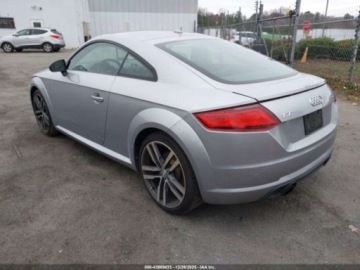 Audi TT 8S 2016 Audi TT Coupe 2.0T 2016 2.0 Benzyna 220KM, zdjęcie 2