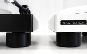 New Horizon 301 czarny + pokrywa * gramofon made in Italy