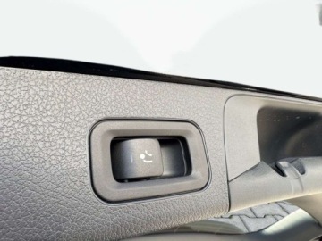 Mercedes GLB SUV 2.0 200d 150KM 2024 Mercedes-Benz GLB GLB 200 d AMG Line Night Package Panorama MULTIBEAM, zdjęcie 16