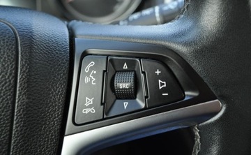 Opel Astra J Sports Tourer 1.4 Twinport ECOTEC 100KM 2012 Opel Astra 150 JAHRE Benzyna Tempomat Cz. parkowania Klimatyzacja 1.4 100KM, zdjęcie 21