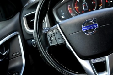 Volvo S60 II Sedan Facelifting 2.0 D3 DRIVE-E 150KM 2015 Volvo S60 R-Desing Bi Xenon Ledy Digital City, zdjęcie 21