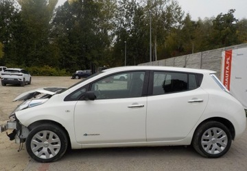Nissan Leaf I Hatchback 5d Facelifting Elektryczny 109KM 2016 Nissan Leaf Okazja Elektryczny 109KM, zdjęcie 8