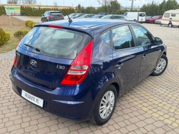 Hyundai i30 I Hatchback 1.4 109KM 2008 Hyundai i30 1.4 109KM Klima Tablet Kamera cofania GPS Sprawdz 1.4, zdjęcie 11