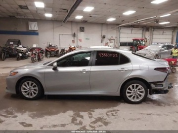 Toyota Camry IX 2023 Toyota Camry 2023 TOYOTA CAMRY LE 2.5 Benzyna 202KM, zdjęcie 12