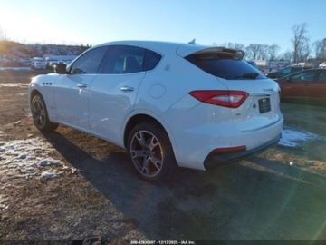 Maserati Levante 2020 Maserati Levante 2020 r.,3.0L GRANSPORT 3.0 Benzyna 345KM, zdjęcie 3