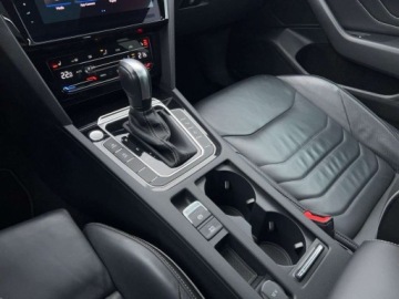 Volkswagen Arteon Fastback Facelifting 2.0 TDI 200KM 2022 Volkswagen Arteon 2.0TDI 200KM R-Line 4x4 DSG SerwisASO Acc Led Virtual Ha, zdjęcie 24