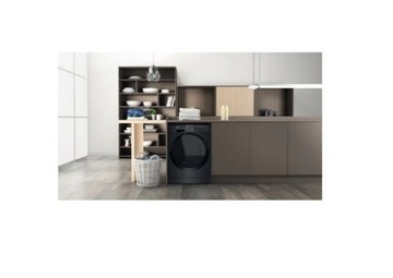 Стиральная машина HOTPOINT-ARISTON NDD11725BDAEE черный