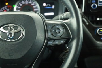 Toyota Corolla XII Sedan 1.6 Valvematic Dual VVT-i 132KM 2019 Toyota Corolla 1.6 Valvematic, Salon Polska, zdjęcie 15