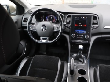 Renault Megane IV Hatchback 5d 1.5 dCi 110KM 2017 Renault Megane 1.5 dCi, Salon Polska, zdjęcie 6