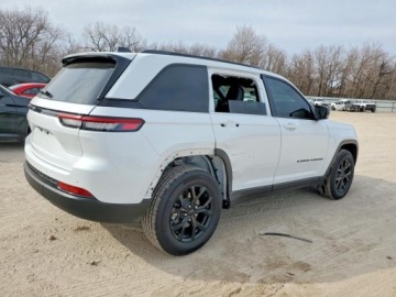 Jeep Grand Cherokee V 2025 Jeep Grand Cherokee Laredo 2025 3.6 Benzyna 293KM, zdjęcie 3