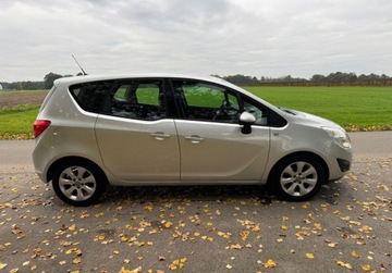 Opel Meriva II Mikrovan 1.4 Twinport ECOTEC 100KM 2010 Opel Meriva Bezwypadkowy, oryginalny lakier, instalacja gazowa LPG 1.4, zdjęcie 3