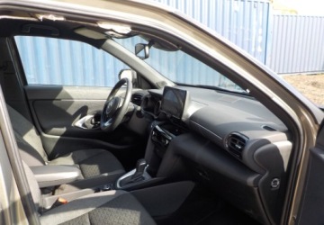 Toyota 2023 Toyota Yaris Cross 4X4 Okazja 1.5 Hybryda 92KM, zdjęcie 17