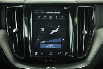 Volvo XC60 II Crossover T5 250KM 2019 Volvo XC60 T5 AWD, Salon Polska, 4X4, Automat, zdjęcie 12