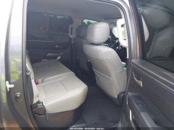 Toyota Tundra II 2022 Toyota Tundra SR5 2022, od ubezpieczalni 3.4 Benzyna 389KM, zdjęcie 10