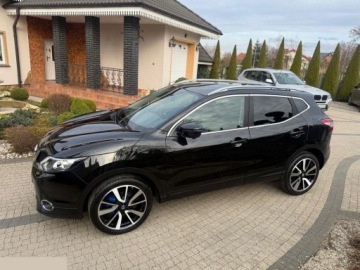 Nissan Qashqai II Crossover 1.2 DIG-T 115KM 2016 Nissan Qashqai 1.2 DIG-T Tekna Xtronic 115KM 2016r bezwypadkowy, zdjęcie 27