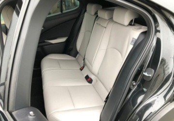 Lexus UX Crossover Facelifting 2.0 250h 184KM 2023 Lexus UX UX 250h F Sport Design PLUS FV23 ASO Rej. 2024 Salon PL, zdjęcie 6