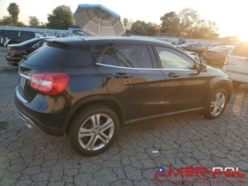 Mercedes GLA I 2017 Mercedes-Benz GLA 250_4MATIC_2.0 L_208 km_2017r 2.0 Benzyna 208KM, zdjęcie 3