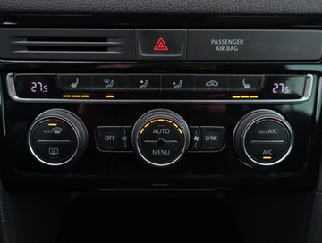 Volkswagen Golf Sportsvan Sportsvan 1.4 TSI BlueMotion Technology 125KM 2017 VW Golf Sportsvan 1.4 TSI, Salon Polska, zdjęcie 12